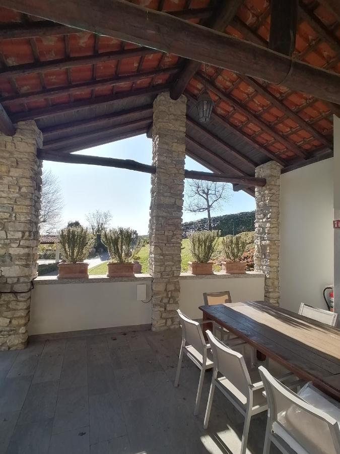 Casale Raffaello B&B Como Albese Con Cassano Luaran gambar